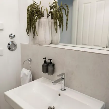 Apartment Design With Garden