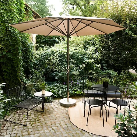 Lejlighed Design With Garden