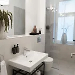 Design With Garden Apartment